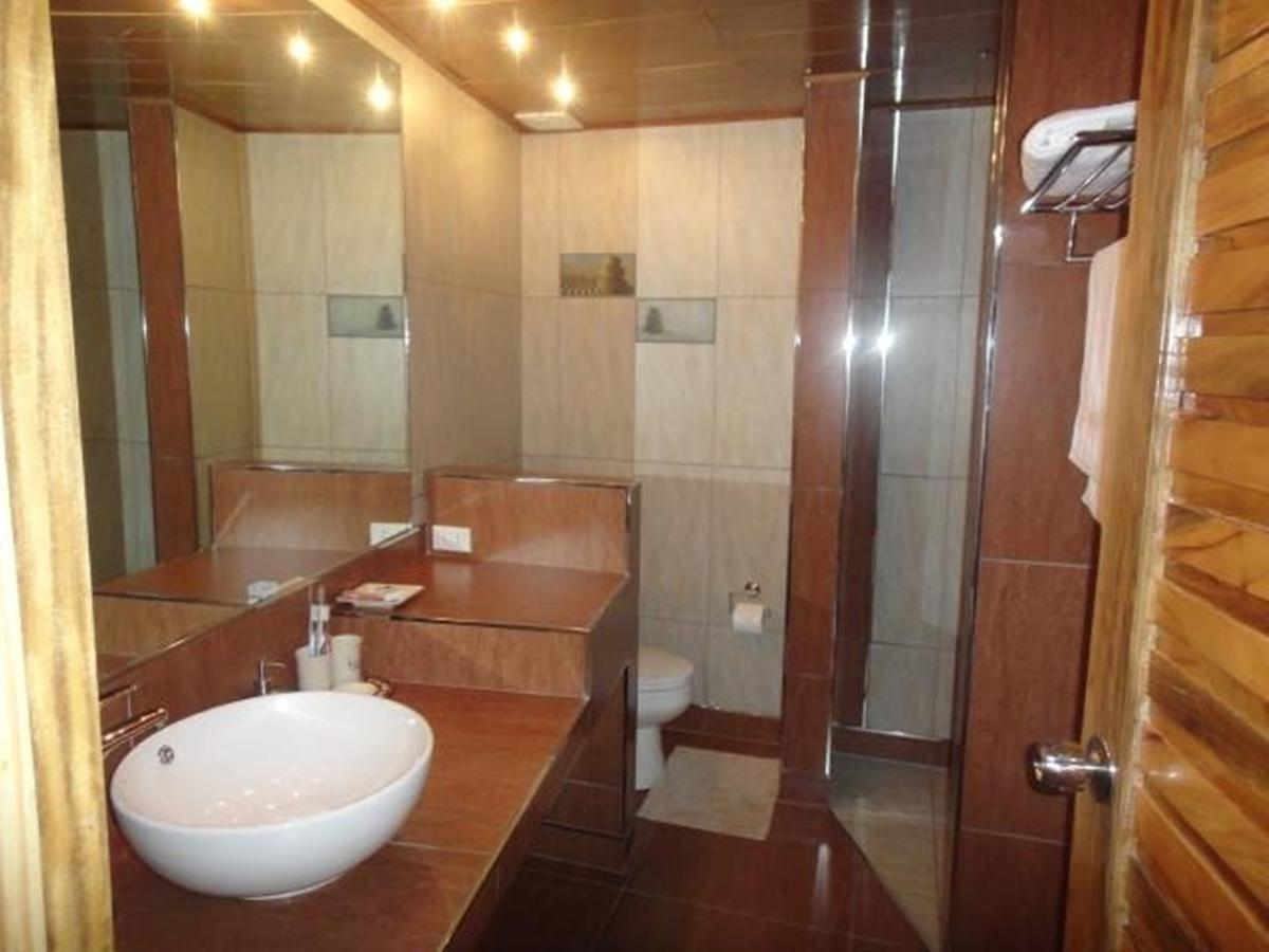 Citi Hotel Hilongos Стая снимка